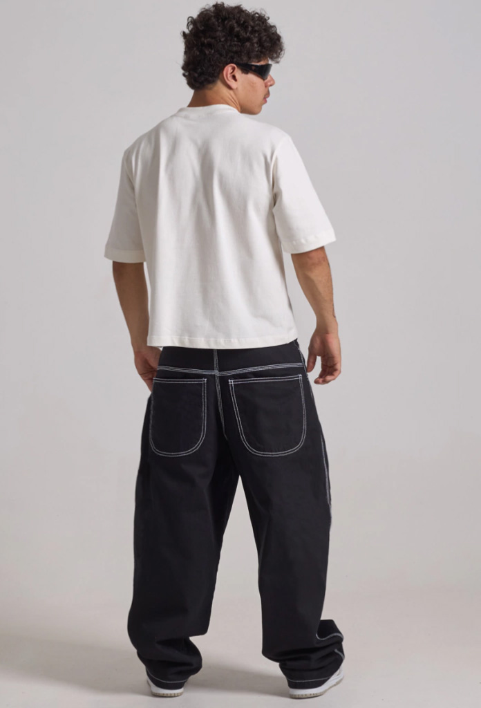 CALÇA SARJA PRETA 3